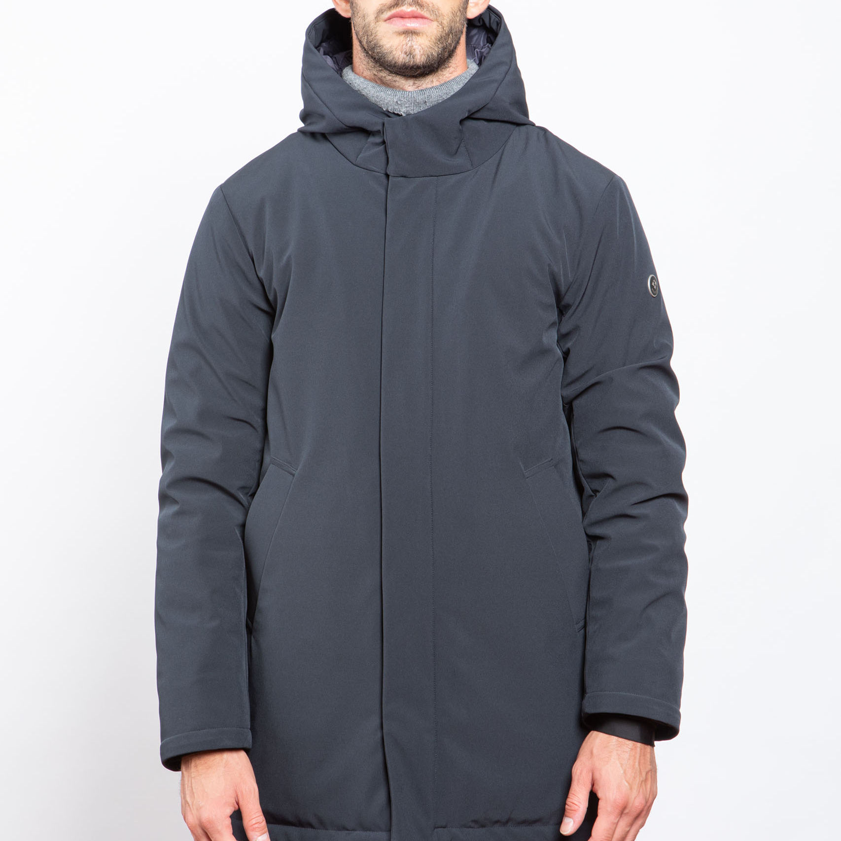 The popularity of hooded jackets in cold weather
