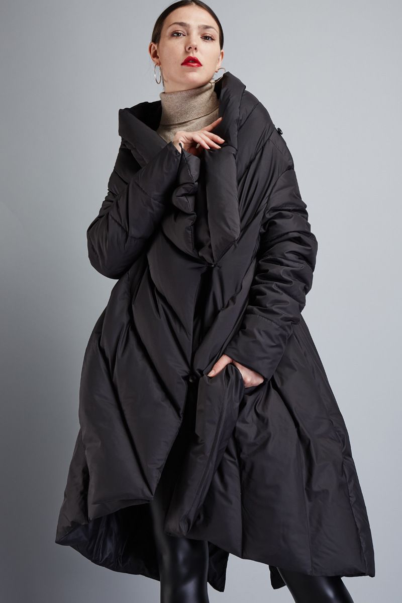 Womens Medium-Long Coat in Winter: A Fashion Review