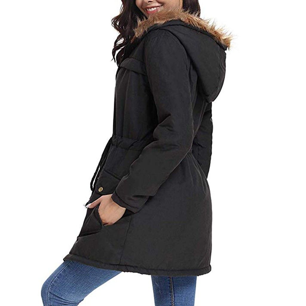 Women’s Down Jackets: A Fashion Staple for Cold Weather