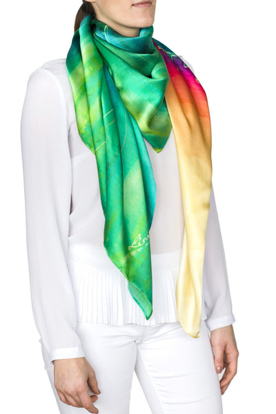 Title: Various ways to tie a silk scarf