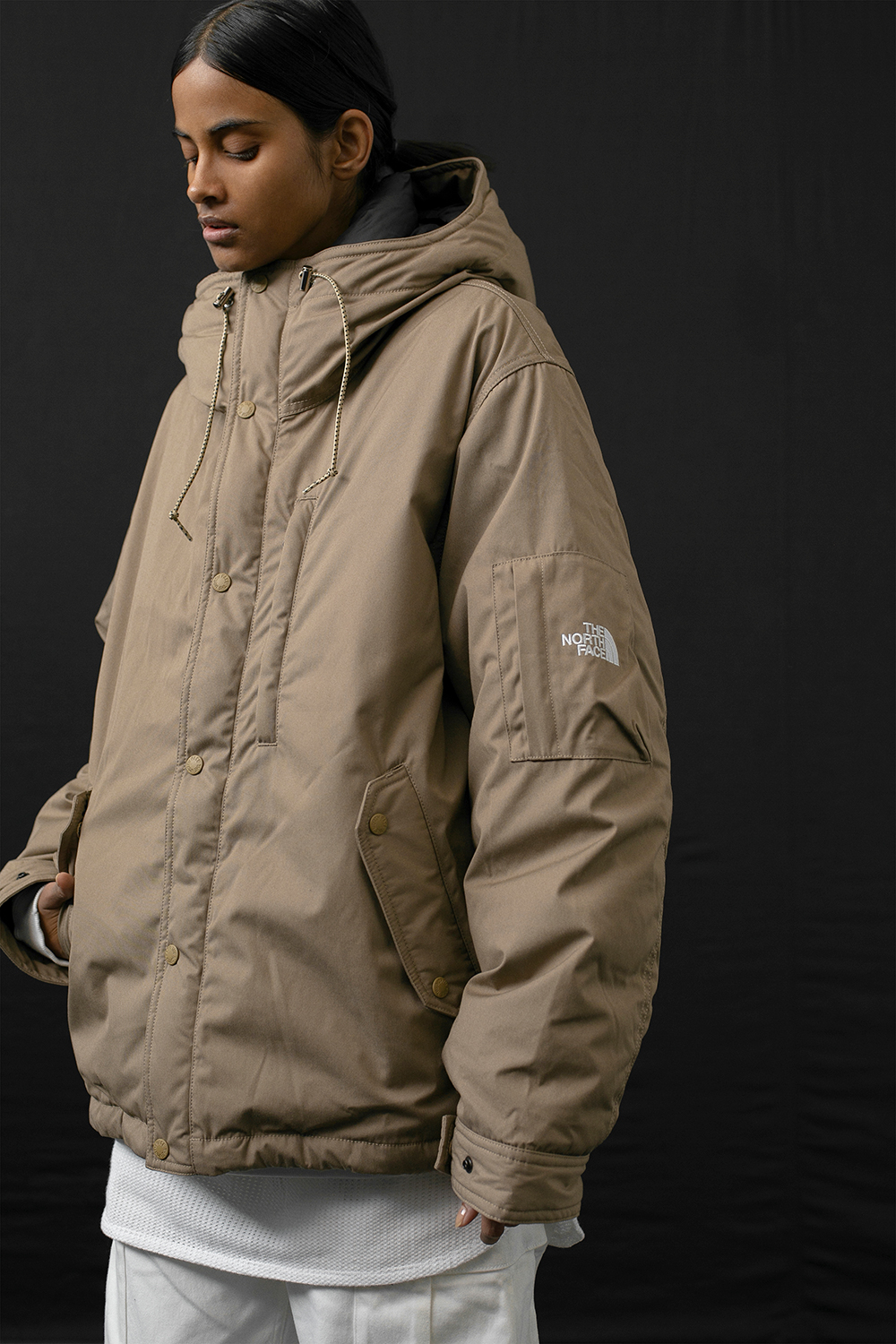 North Face Long-sleeved Jackets: Fashion and Functionality in Winter Sports