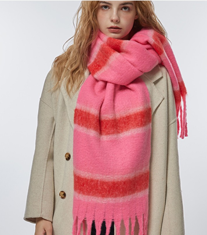 Title: 18 Different Ways to Tie a Long Scarf (Video Tutorial)