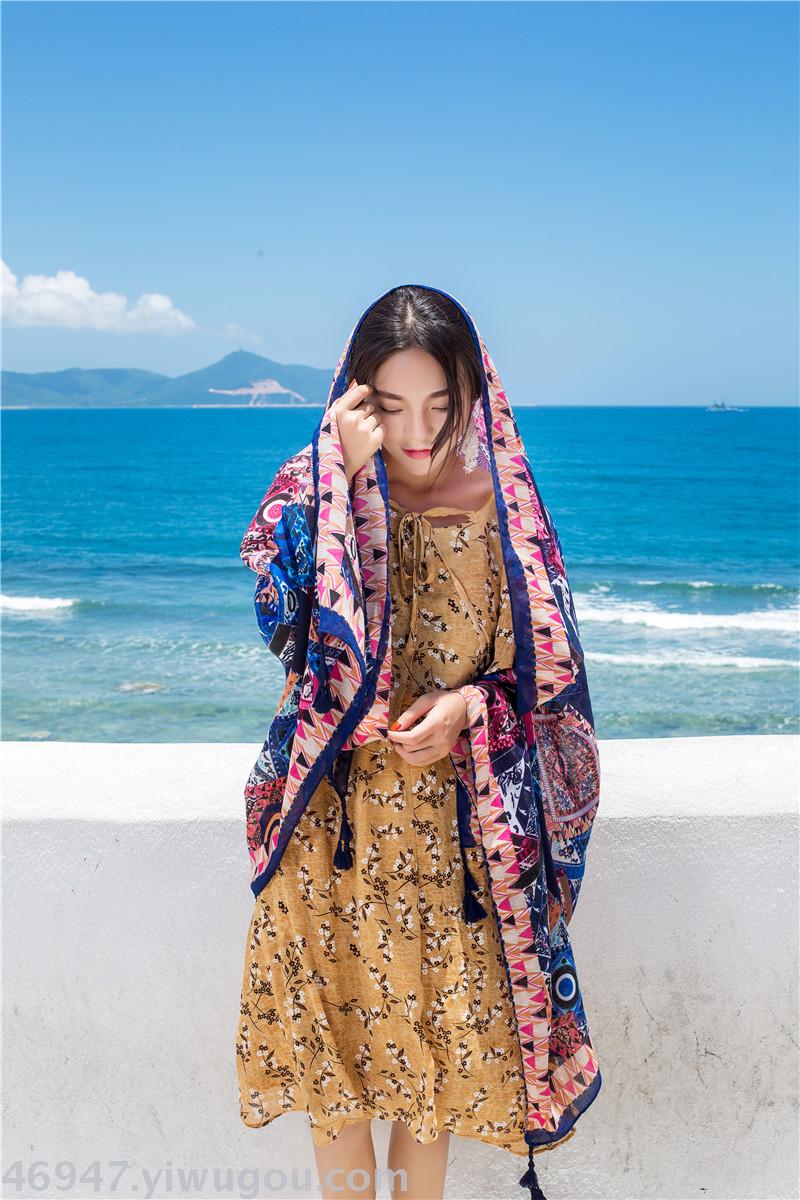Title: How to Tie a Beach Scarf for Sun Protection - A Step-by-Step Guide