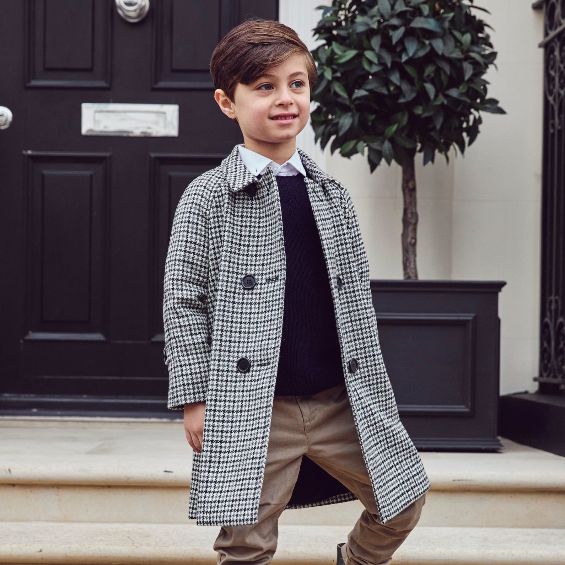 Little Boys Winter Coat: A Fashionable and Functional Choice