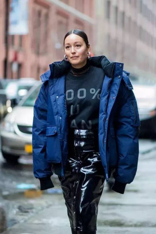 The Combination of Jackets:羽绒服加卫衣