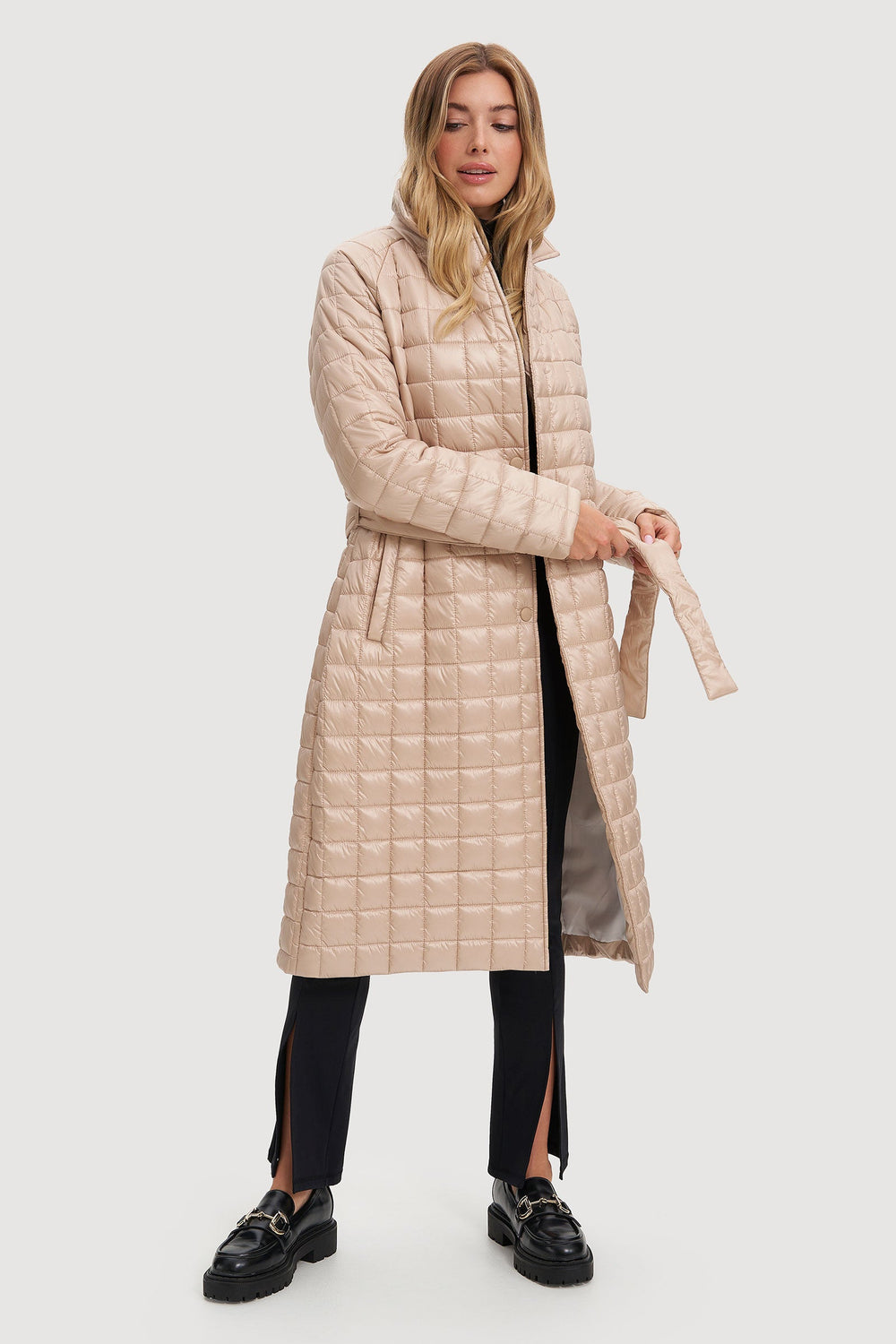 Title: Tianmao Winter Coats: A Comprehensive Guide Title: Tianmao Winter Coats: A Comprehensive Guide