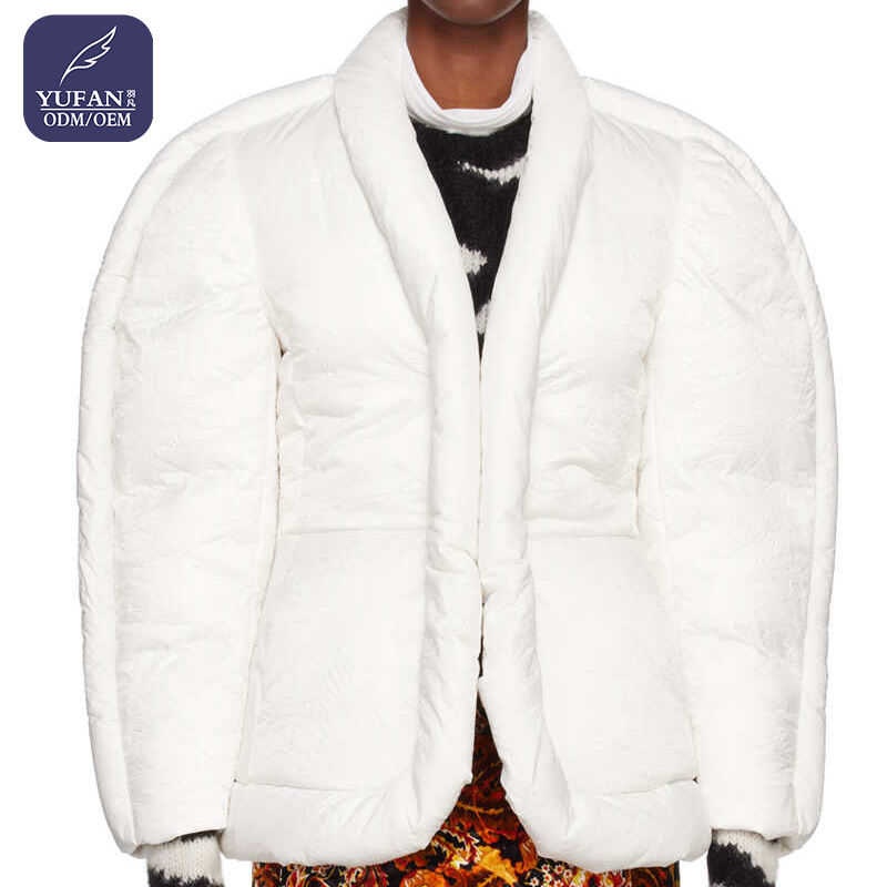 Allowance-Winning Down Jacket: The story of Yunshuo