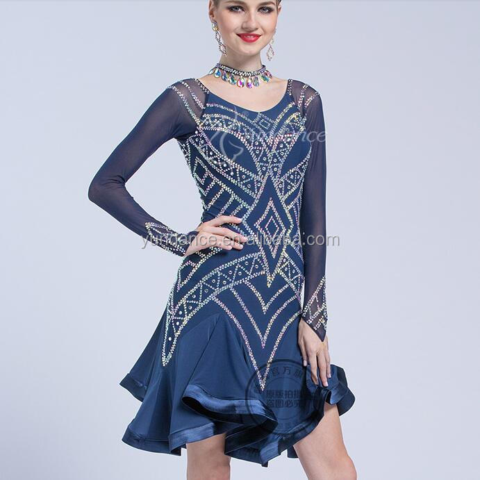 Unconventional Fashion: The Art of Mixing Western Wear with Skirts