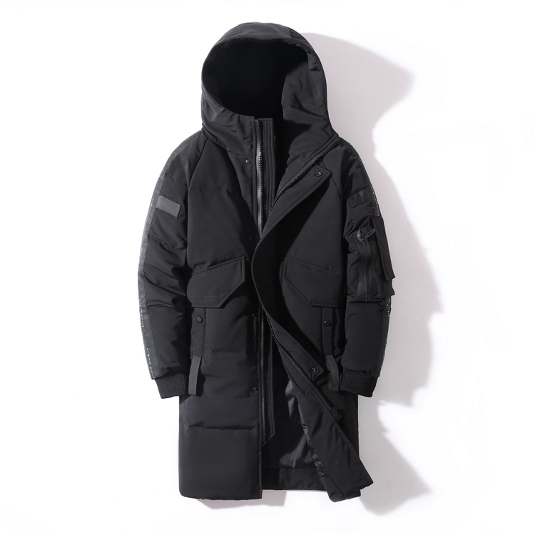 Title: Zhongyu Down Jacket: Fashion and Warmth in Winter