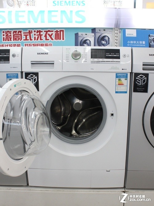 Laundry羽绒服的自动洗衣机之旅