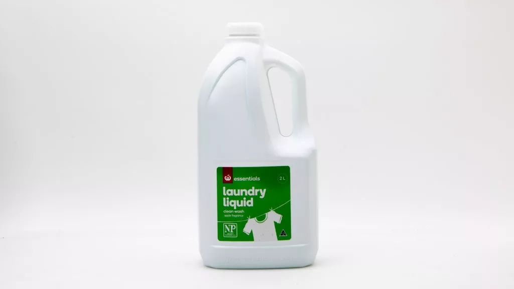 Can laundry detergent clean down jackets?