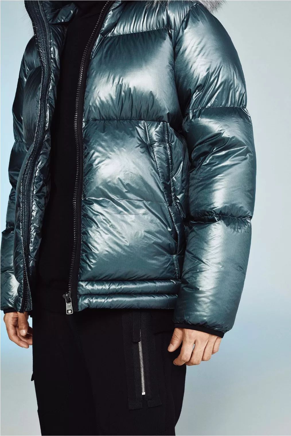 Kappa Mens羽绒服，时尚与功能的完美结合