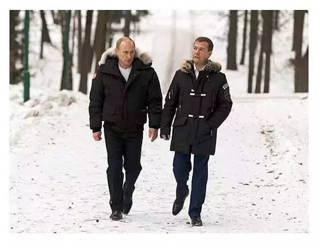 Russian Goose Down Jackets: The Ultimate Winter Wear