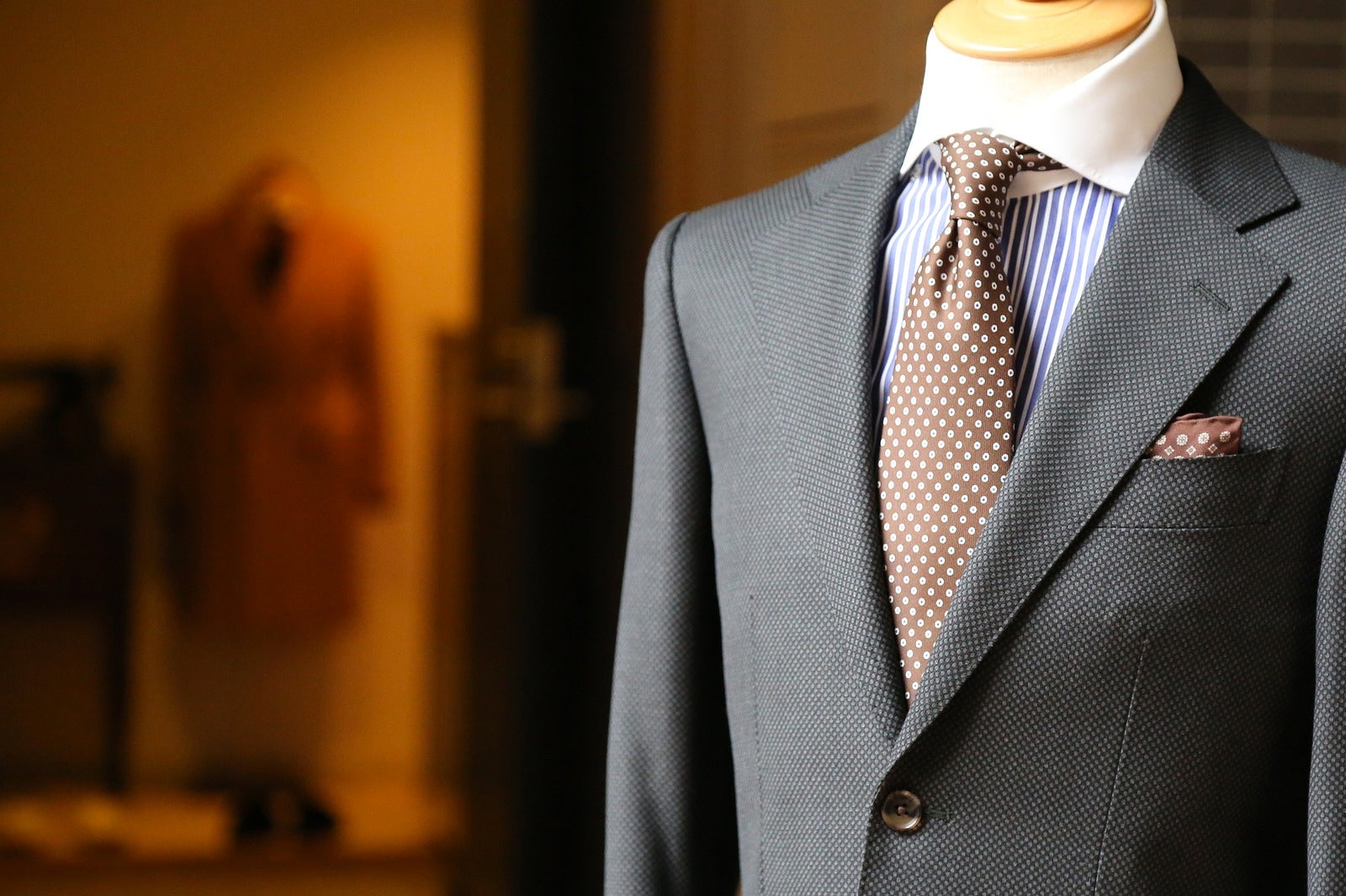 Title: Crafting Excellence: A Comprehensive Guide to Xiamen Suit Tailoring