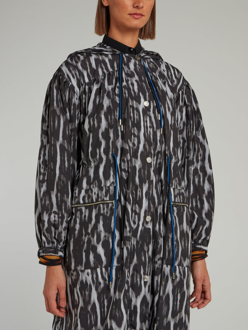 The Blue Leopard Jacket: A Fashion Icon for Winter