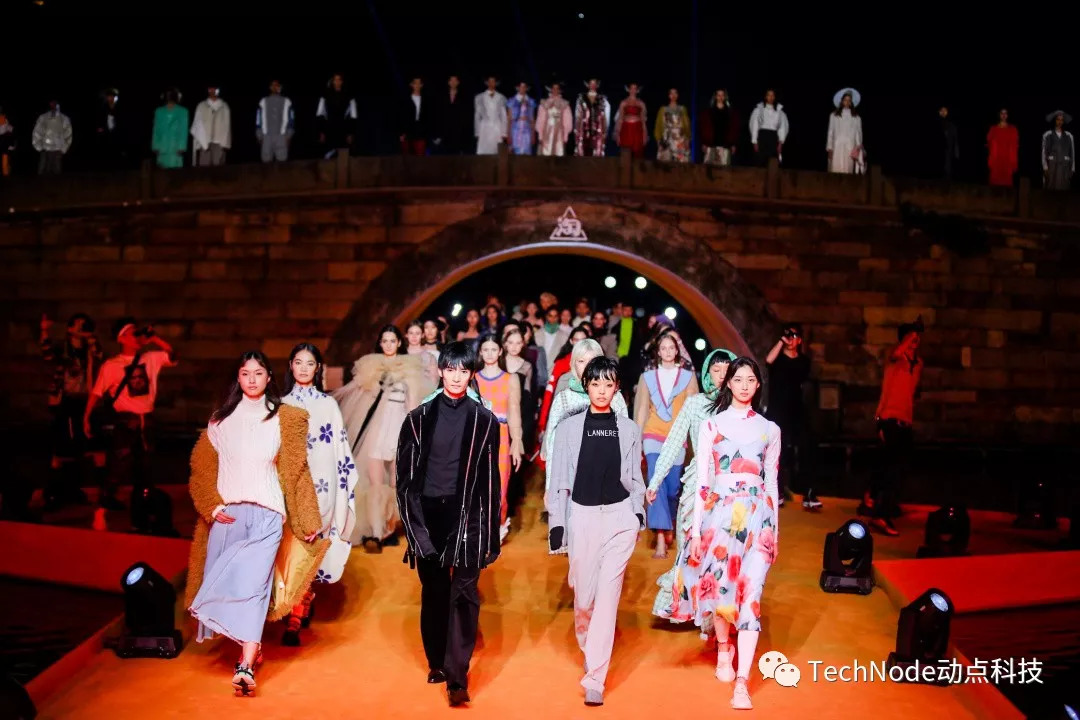 Title: Fashion Design in Jiangxi: A Cultural and Creative Journey