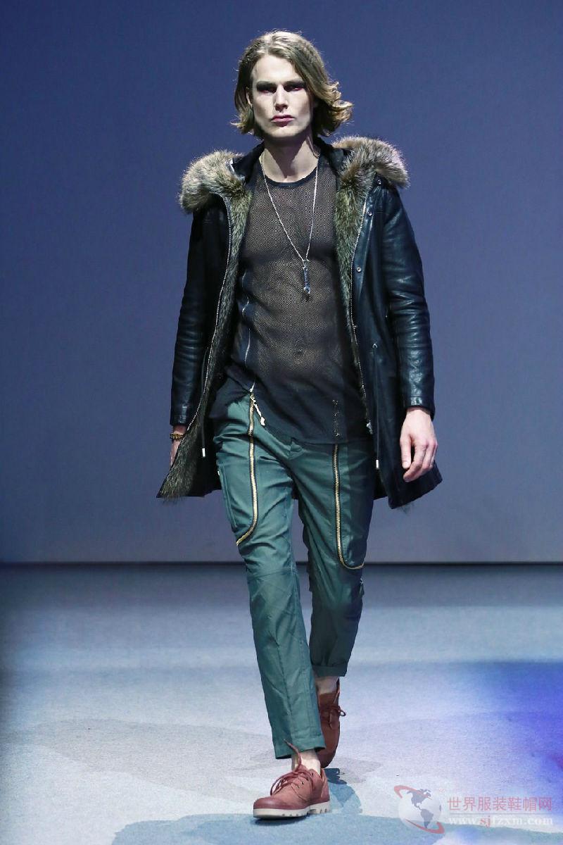 Title: Embracing Western Fashion: The Art of Huichuan Menswear