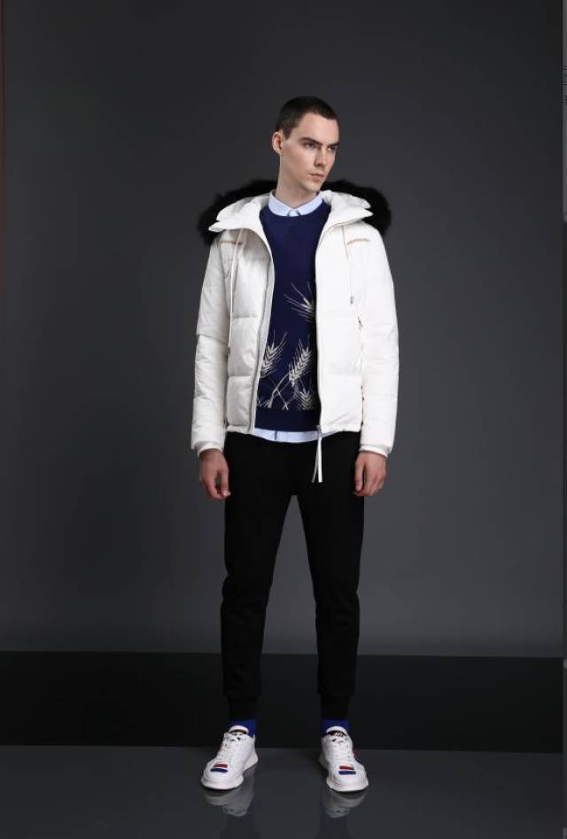 Nine West King Menswear羽绒服，时尚与保暖的完美结合