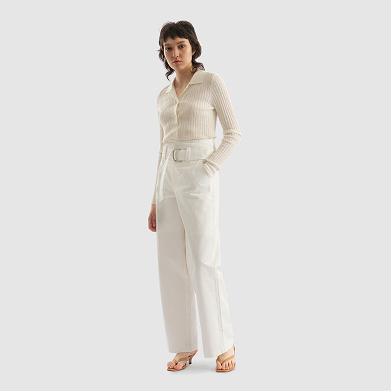 White Down Jacket and Pants: Fashion Color Combinations