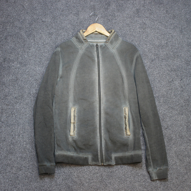 How to Clean a Dirty Jacket?