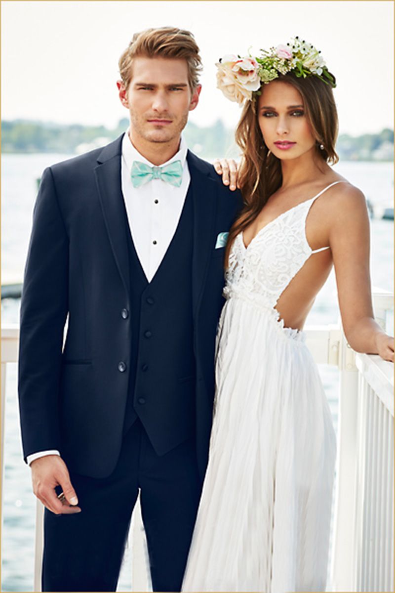 Title: How to Choose the Perfect Wedding Suit for Your Groom