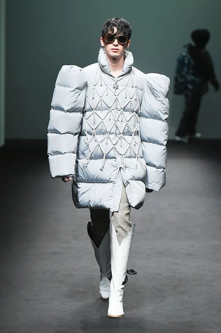 The rise of Hanbu Shi羽绒服: Fashion meets functionality