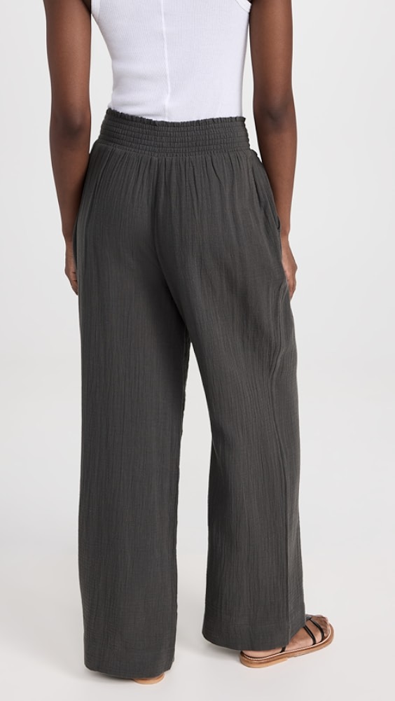 Feather-filled Pants Making: A Detailed Guide
