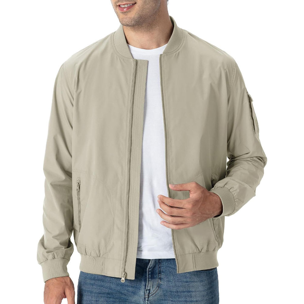 Is Lightweight or Heavyweight Better for a Down Jacket?