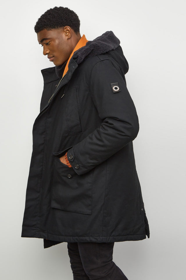 Is Lightweight or Heavyweight Better for a Down Jacket?