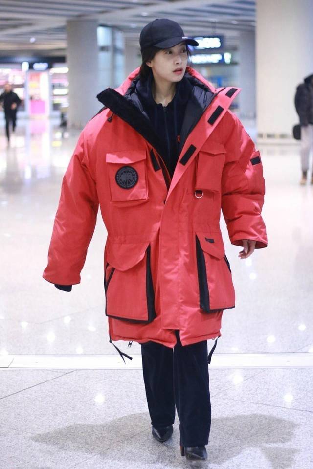 The rise of womens fashion羽绒服