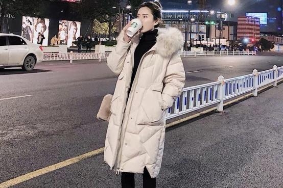 Customized羽绒服新款图片