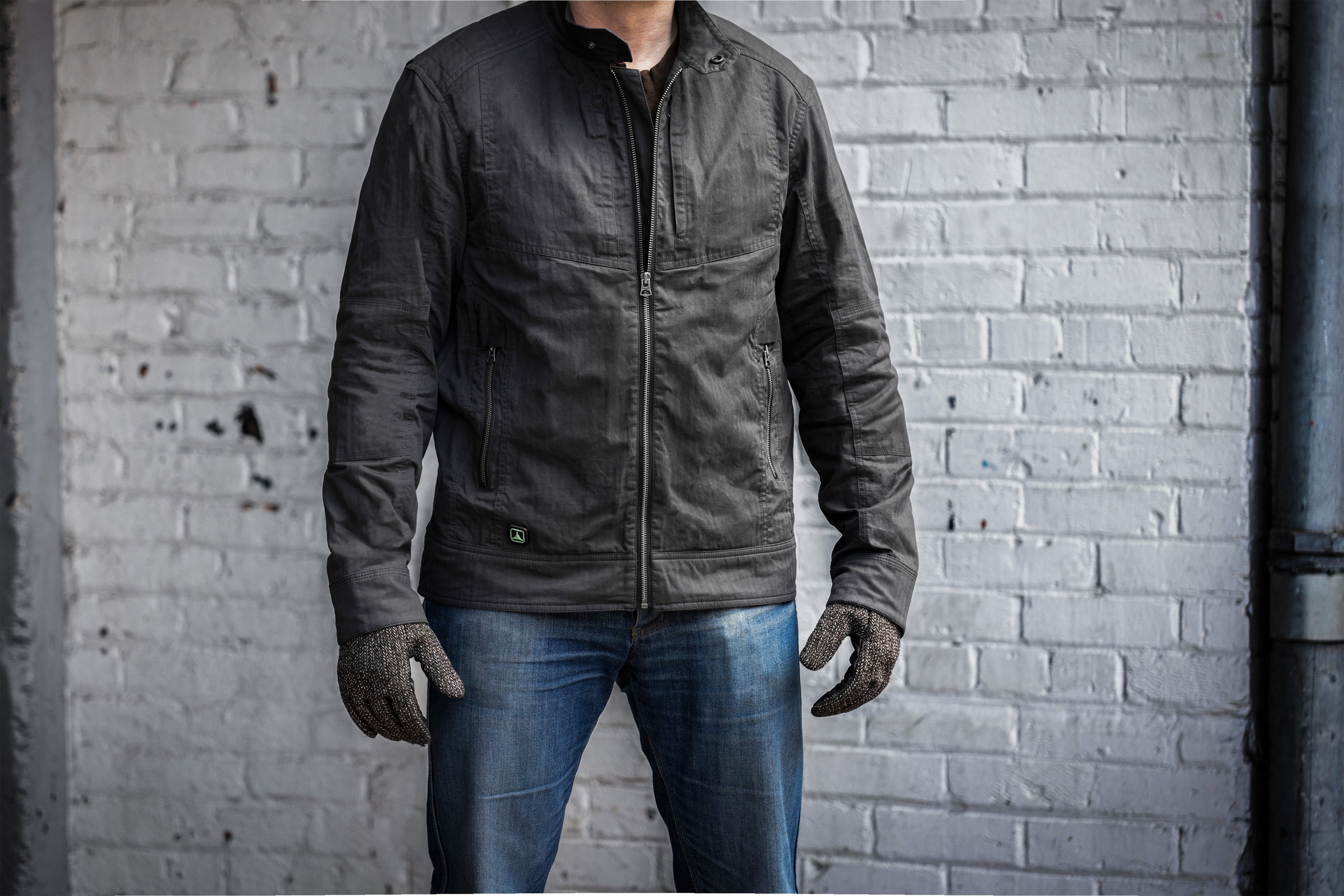 Selling Down Jackets: A Strategic Approach