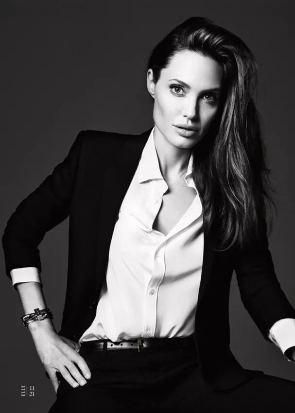 Short Jackets Fashion: What to Wear with a Short Jacket