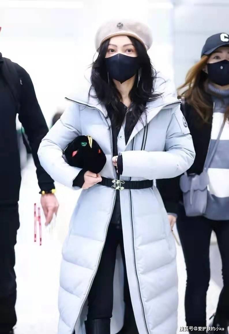 雅尼拉羽绒服