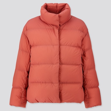 UNIQLO Womens Lightweight Down Jacket: A Stylish and Practical Winter Apparel