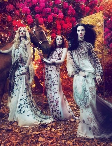 Title: The Myth of Womens Fashion: A Legendary Journey