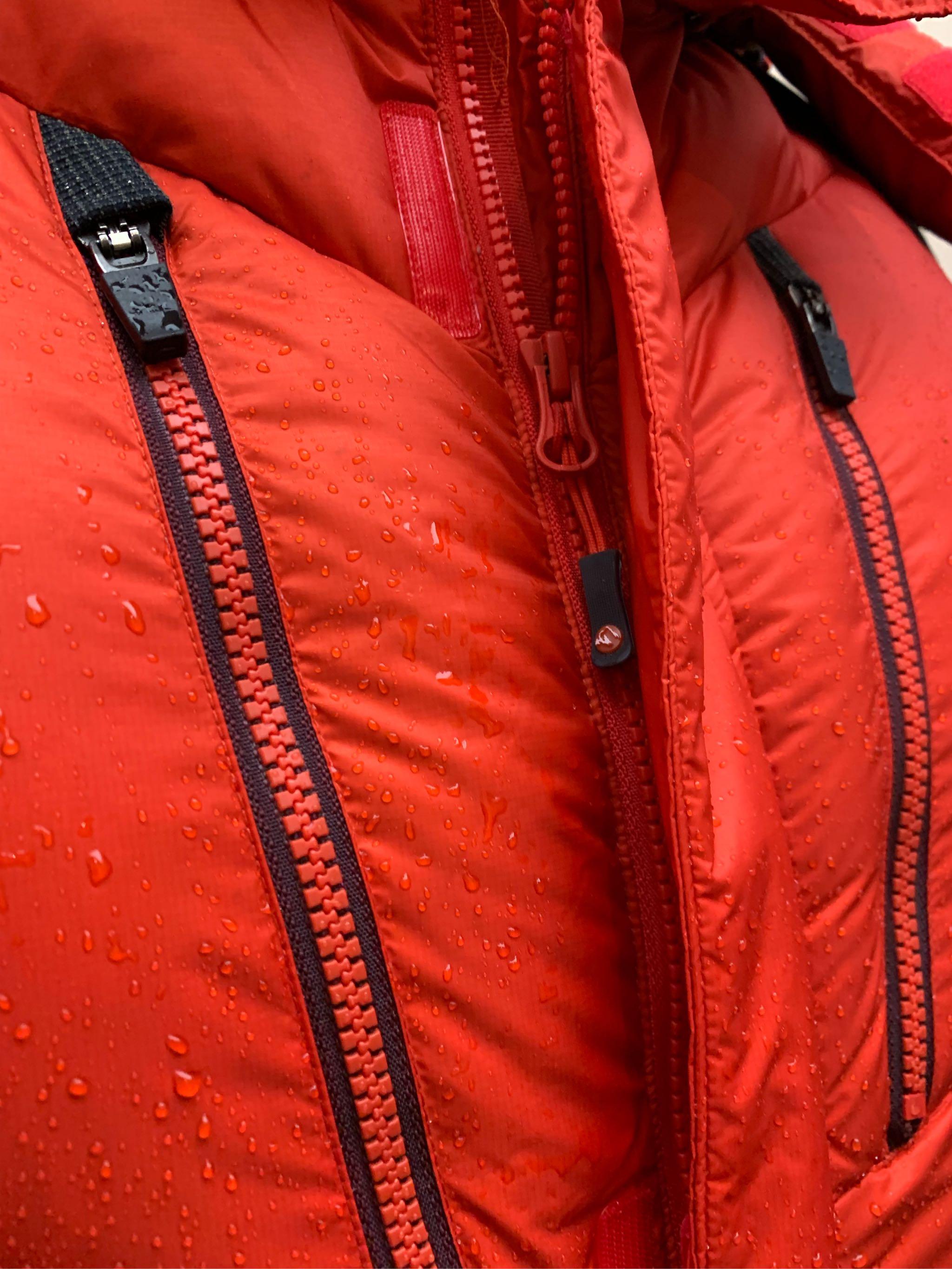 How to clean a发霉的羽绒服?