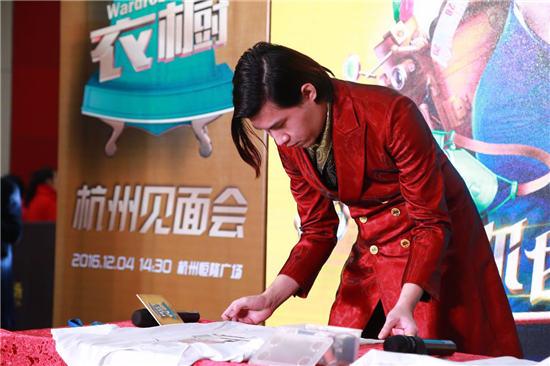 How to clean a发霉的羽绒服?