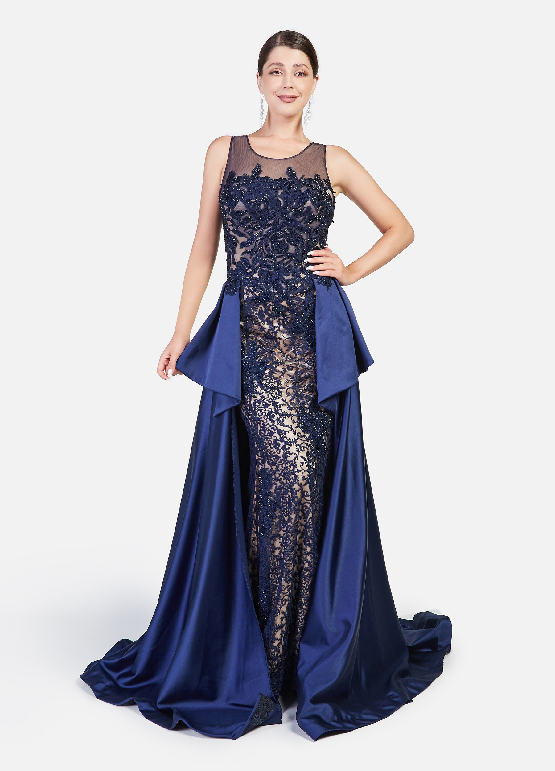 Title: Unveiling the Enigmatic Allure of Huo Yuhaos Womens wear