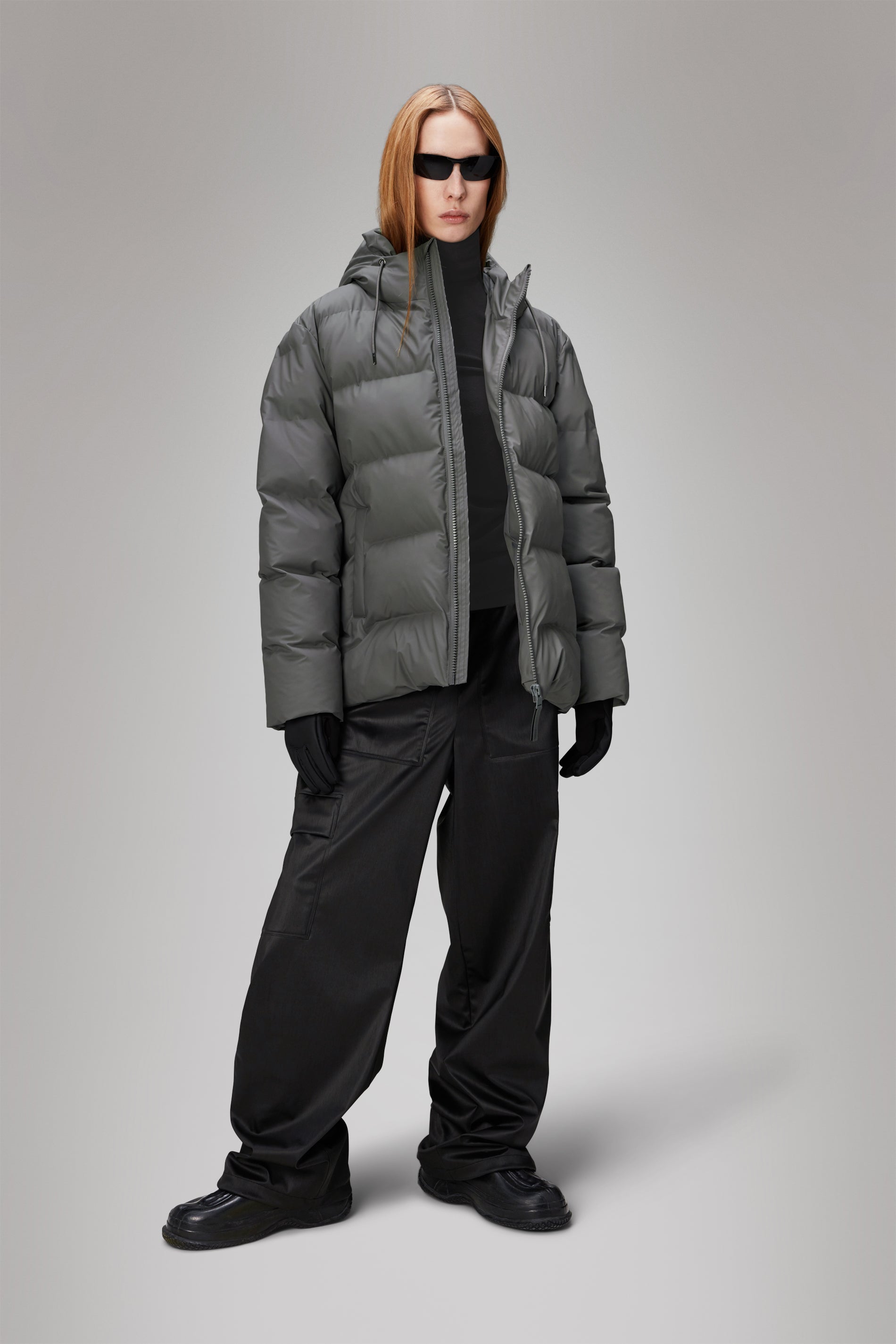 What to Wear with a Gray Winter Coat?