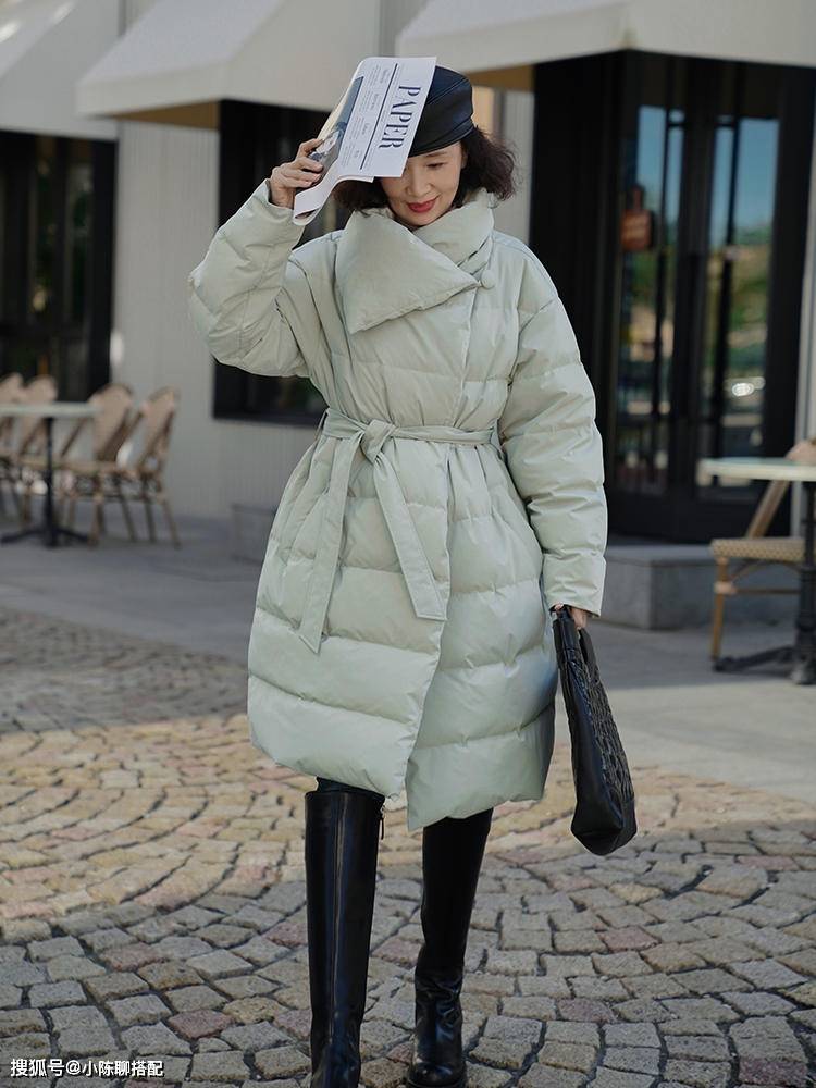 Mirabon羽绒服，时尚与保暖的完美结合