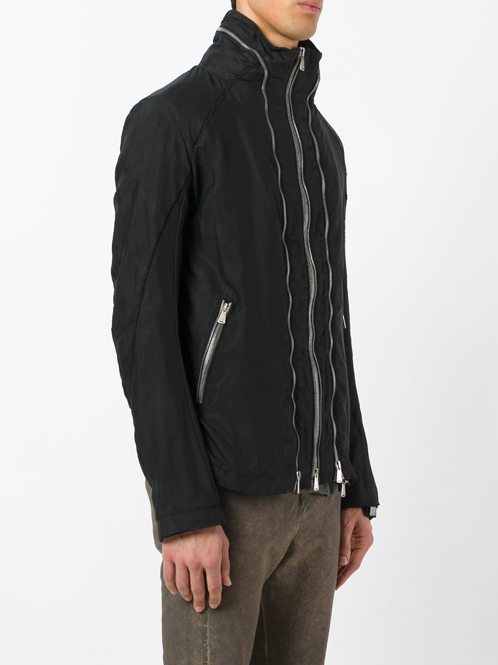 Can zippers on jackets be replaced?