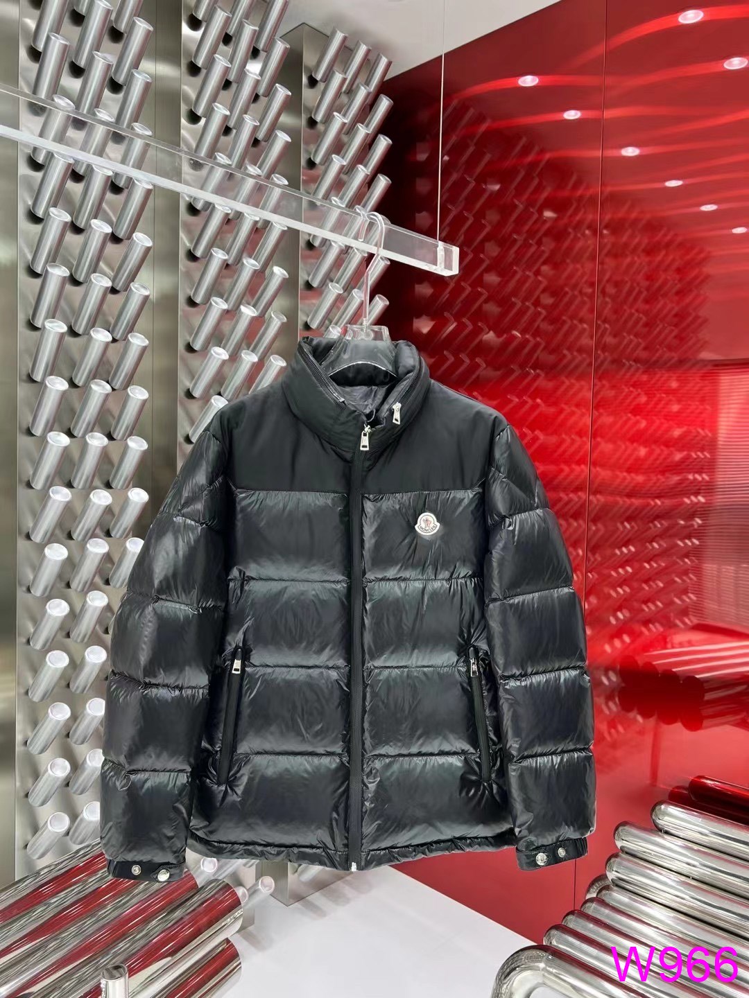 Moncler: The Iconic Symbol of Down Jackets