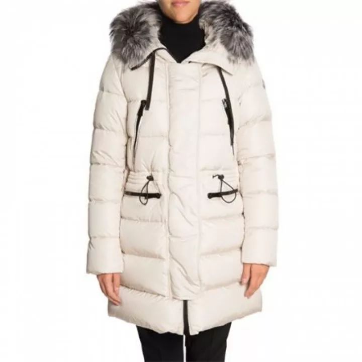 White羽绒服发黄怎么处理