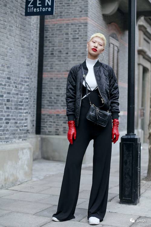 Is it necessary to wear a down jacket in Shanghai?