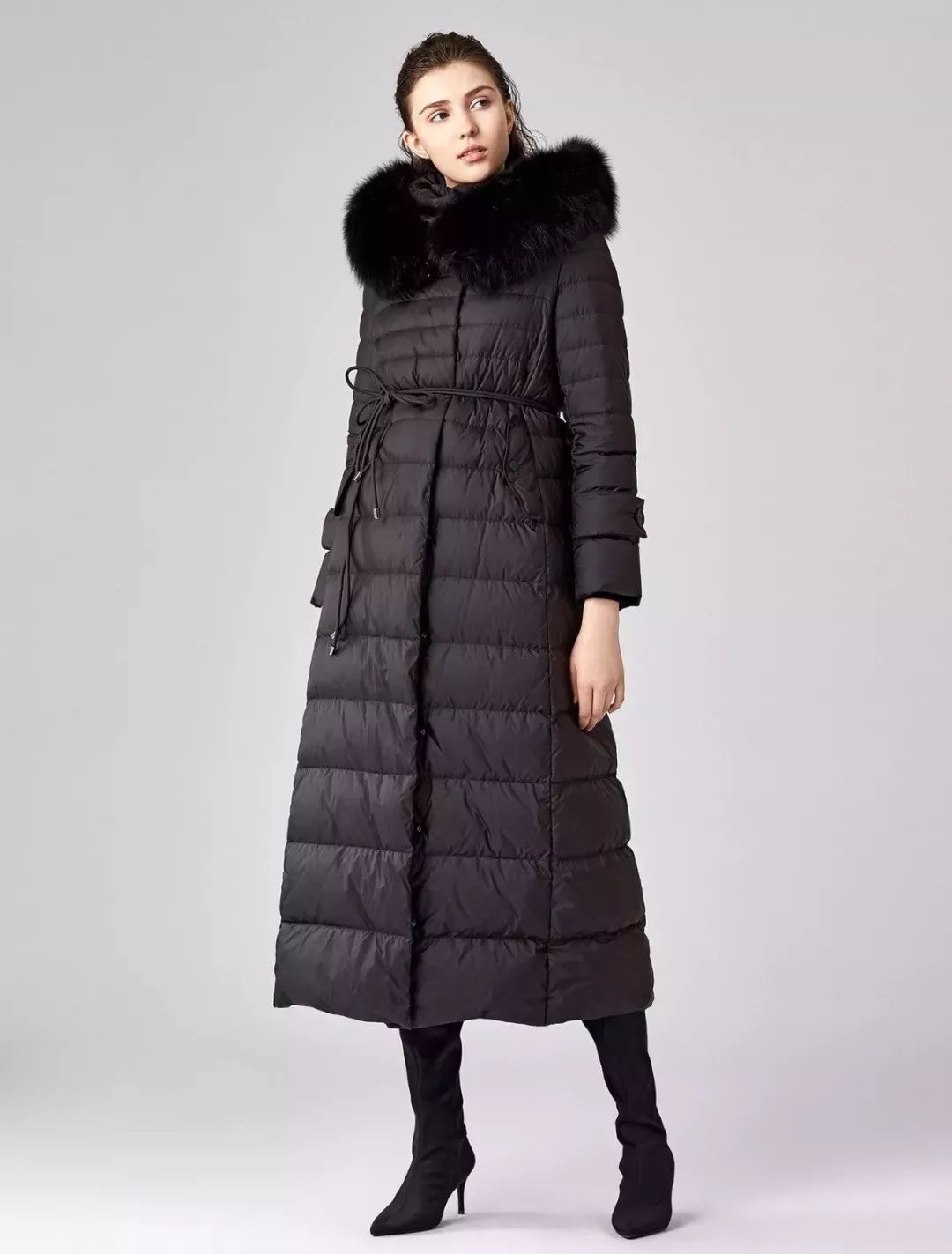 Gaga女装羽绒服，时尚与保暖的完美结合