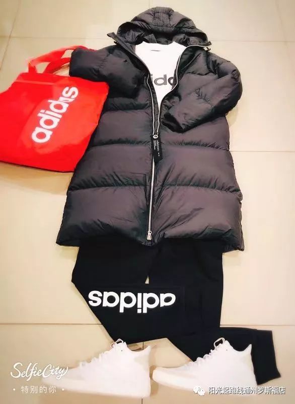 Scissor羽绒服官网——时尚界的顶级选择