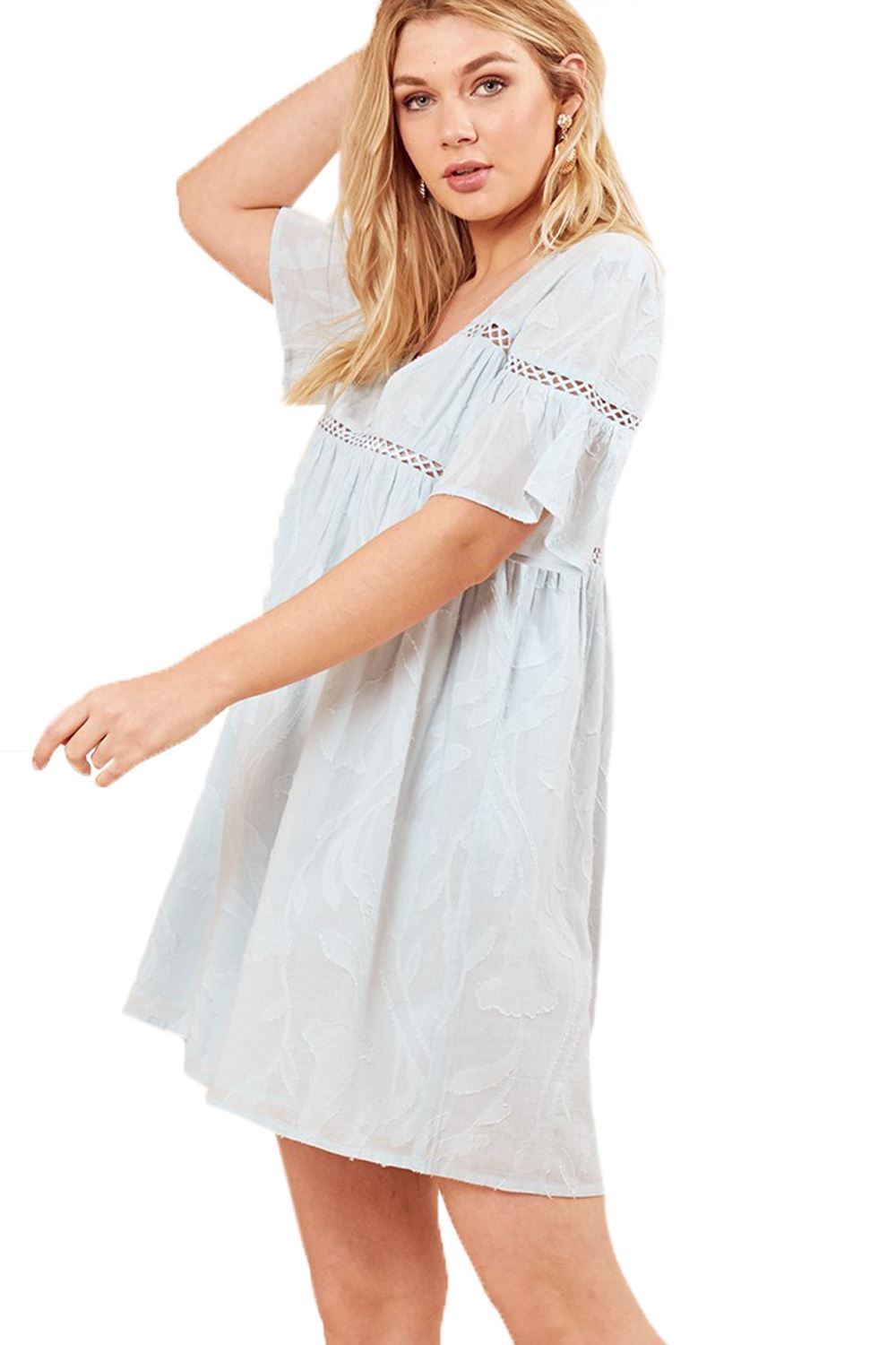 Title: Summer Short Sleeve Womens Wear: Fashionable and Breathable Outfits for the Hot Season
