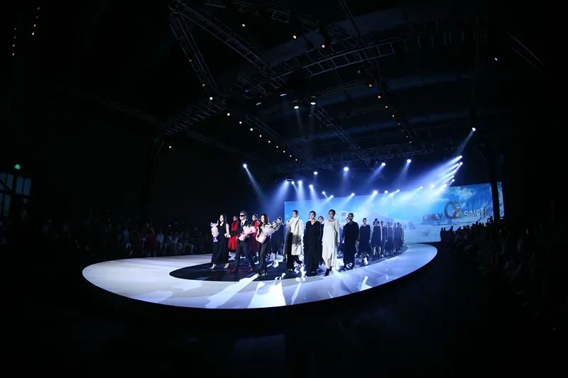 Title: Discovering the Fashion Haven of Wuhan Wholesale Womens Clothing