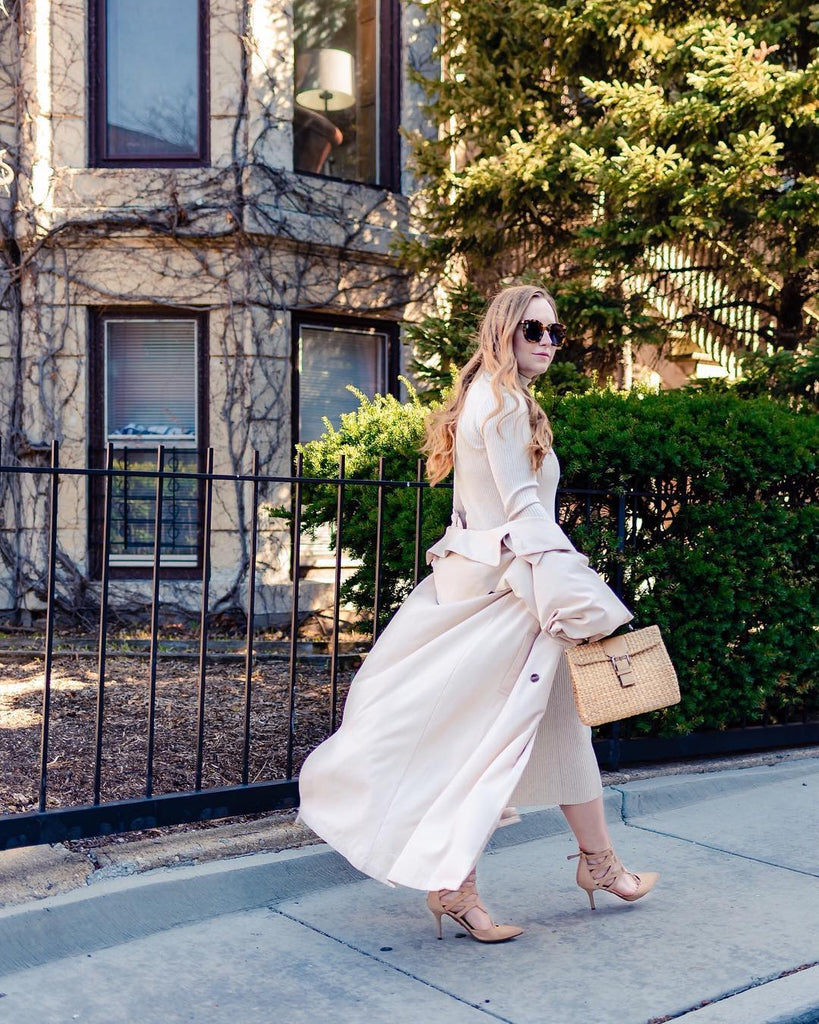 Title: The Urban Wardrobe: Redefining Womens Fashion in the City